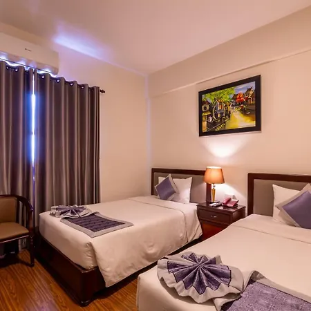 Baly Hotel Hue Exterior photo